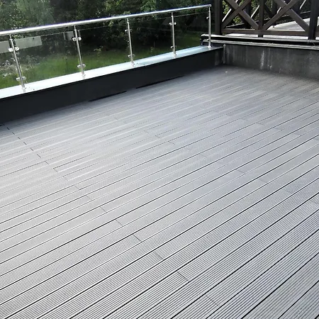 In Mrze Yno Near Blue Flag * Mrzezyno